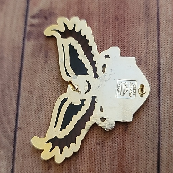 Harley-Davidson Stained Glass Eagle Bar & Shield Pin 1.75" x 1.25" Dated 2011 - Picture 5 of 8